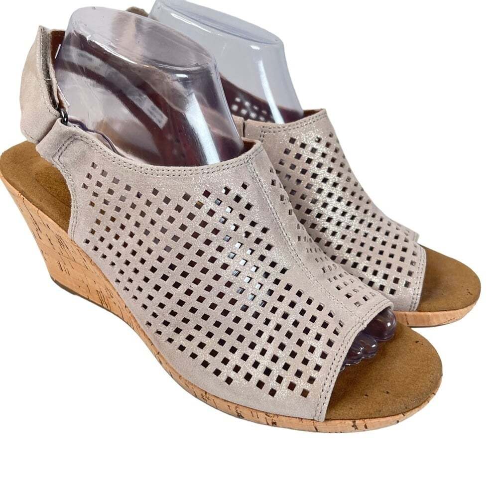 Rockport Briah Perforated Wedge Sandals Beige Suede Slingback Womens 8.5